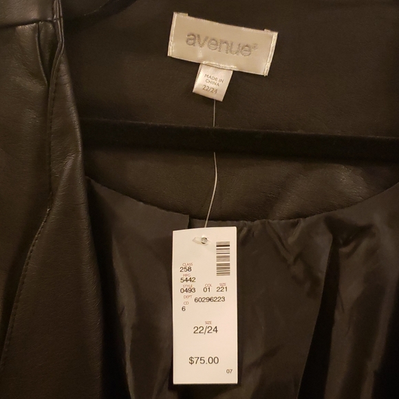 Open front jacket - Picture 2 of 4